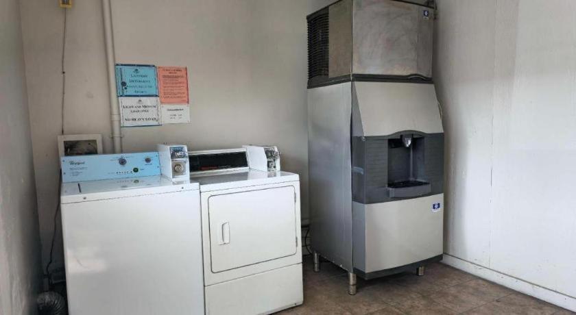 Americas Best Value Inn Elizabethtown Esterno foto